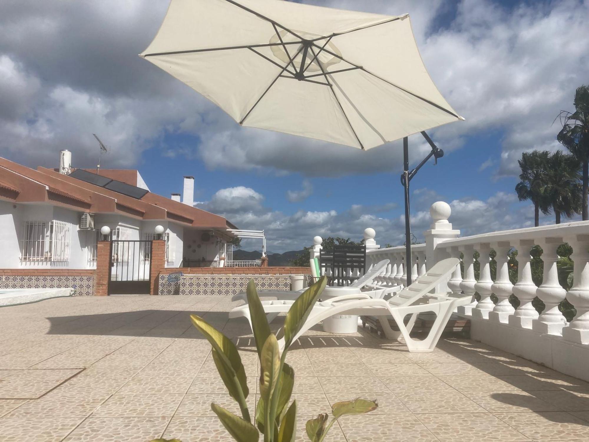 Vakantieverblijf Villa Kluever Alhaurín de la Torre Zewnętrze zdjęcie